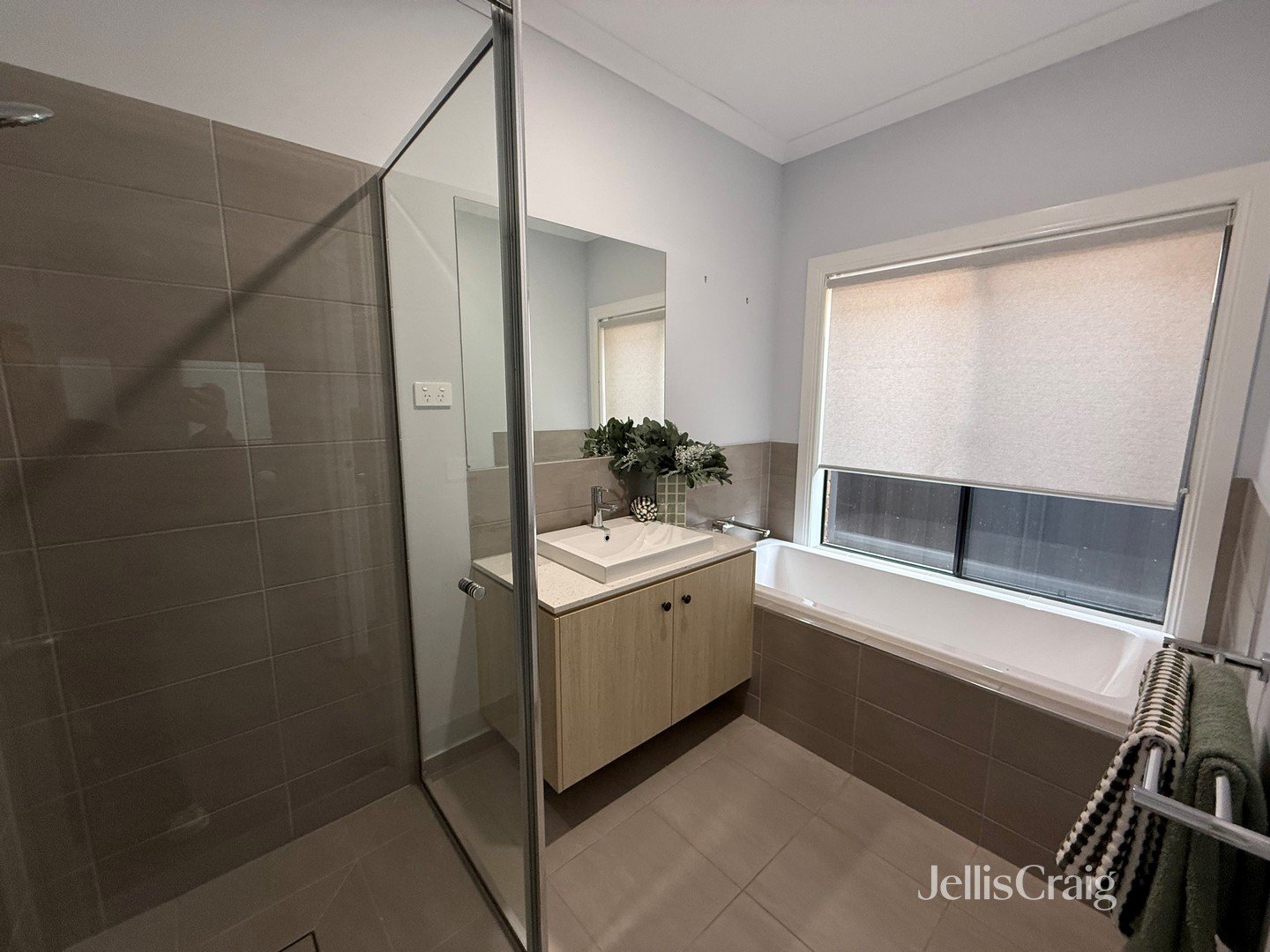 29 Darmain Drive, Greenvale image 13