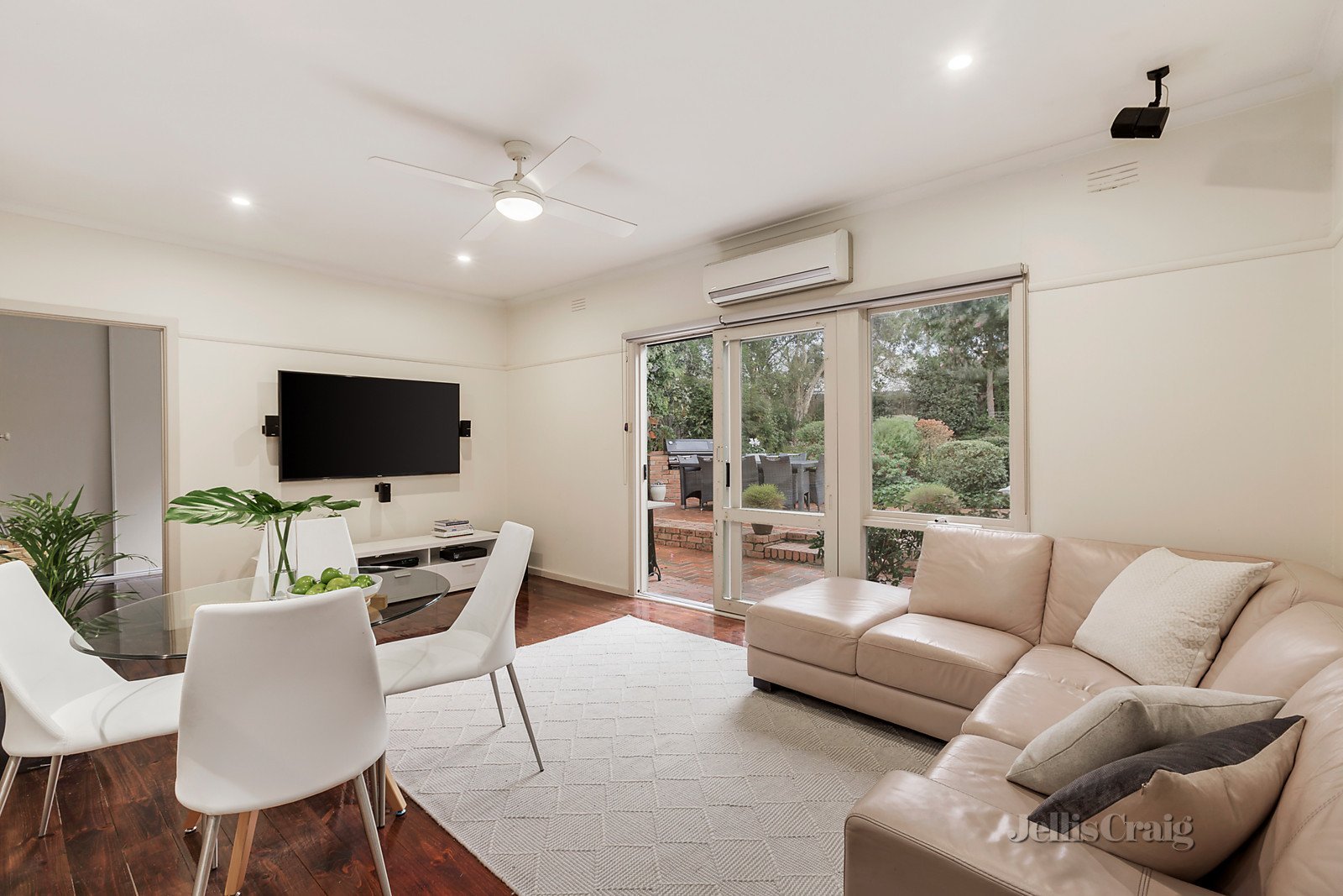 29 Dobson Avenue, Rosanna image 4