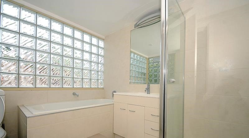 2/9 Edith Street, Glen&nbsp;Waverley image 6