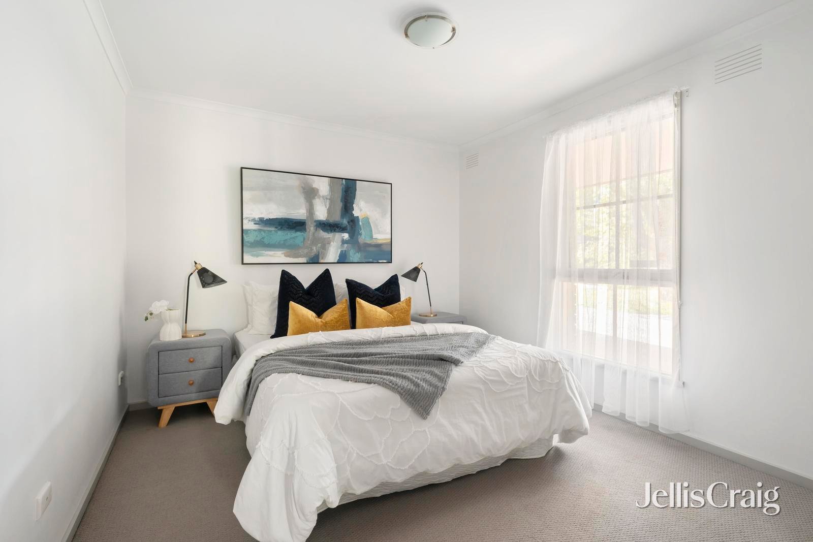 2/9 Elizabeth Street, Doncaster East image 5