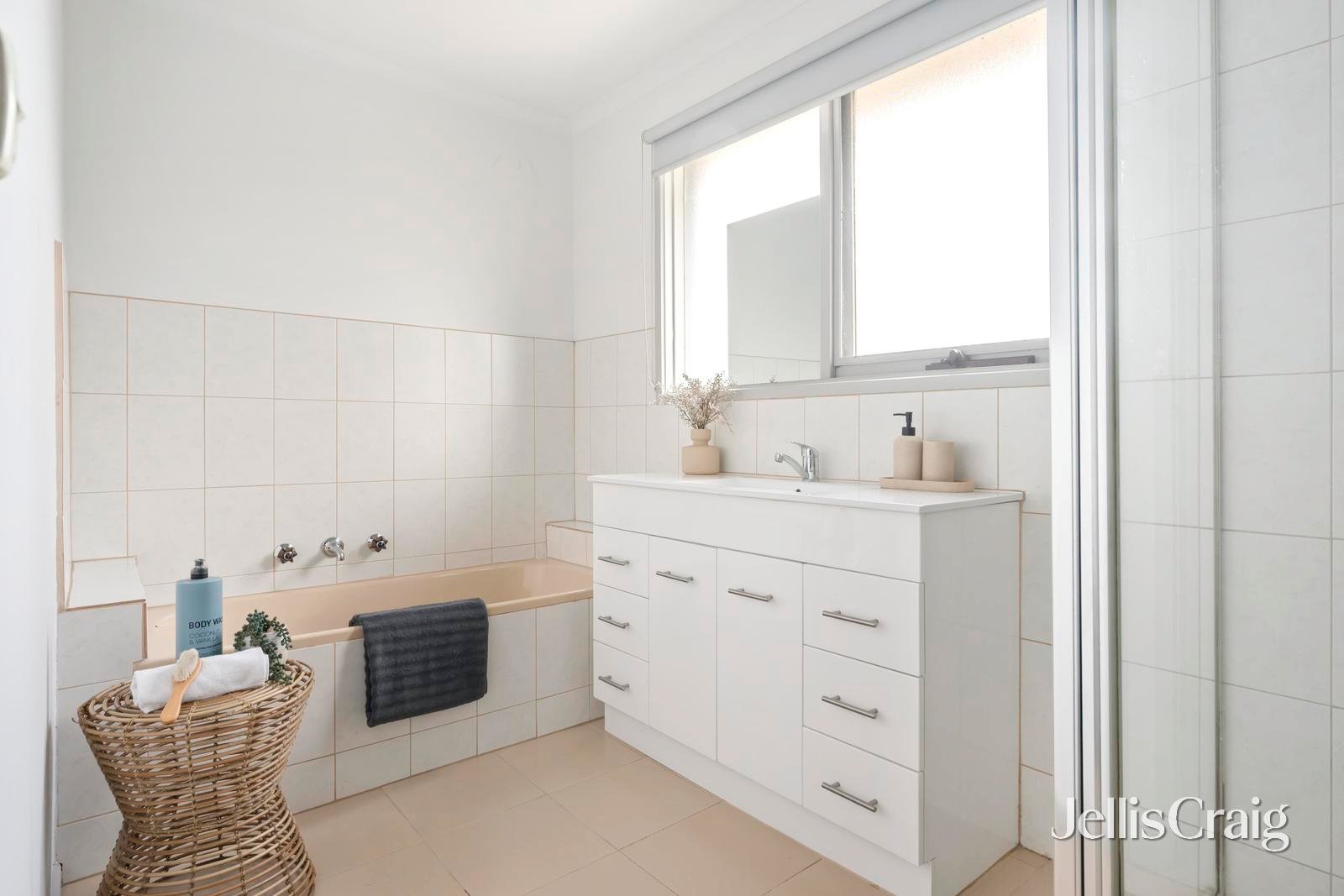 2/9 Elizabeth Street, Doncaster East image 6