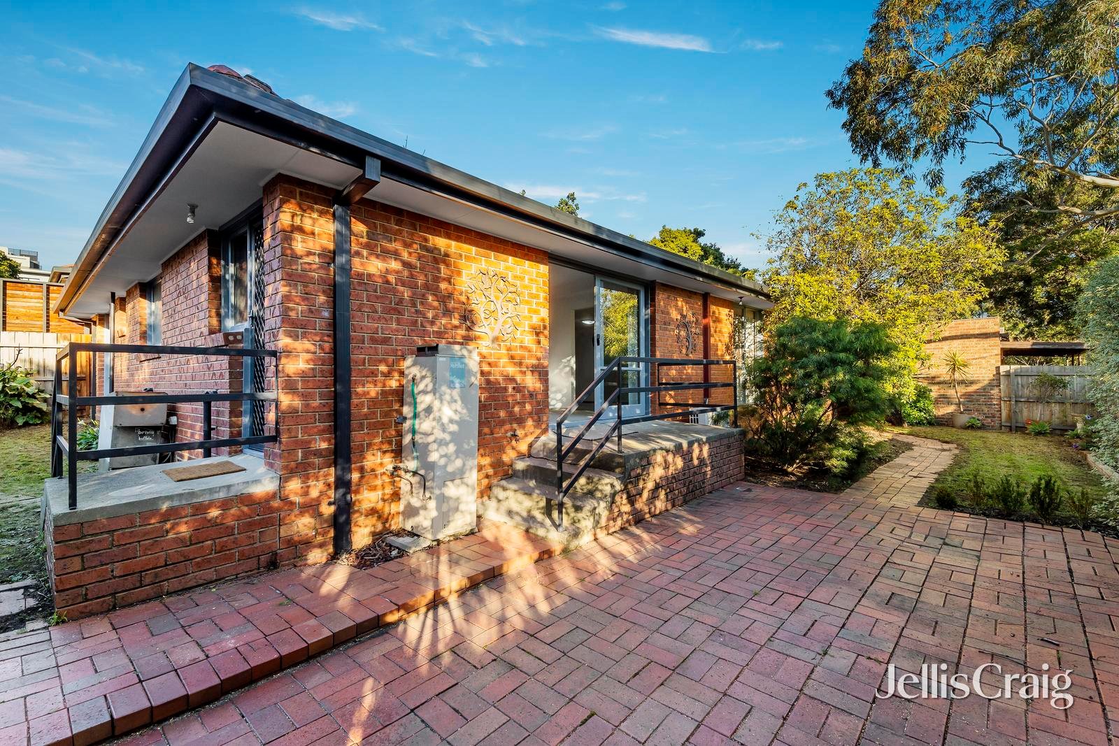 2/9 Elizabeth Street, Doncaster East image 7