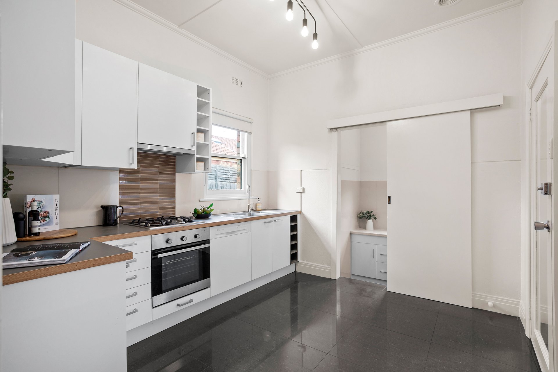 Property Gallery Thumbnail 4