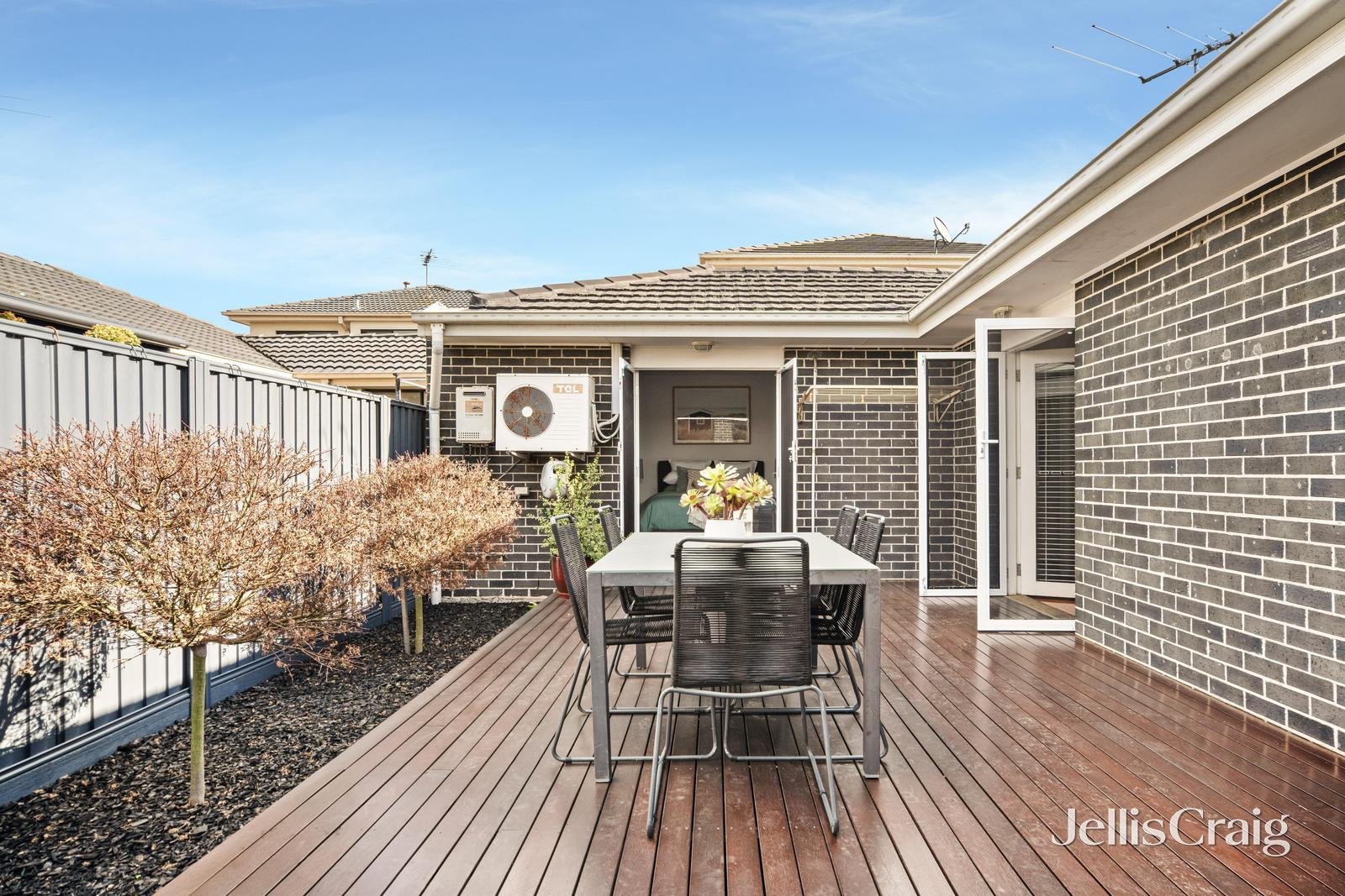 2/9 Fowler Street, Chelsea image 10