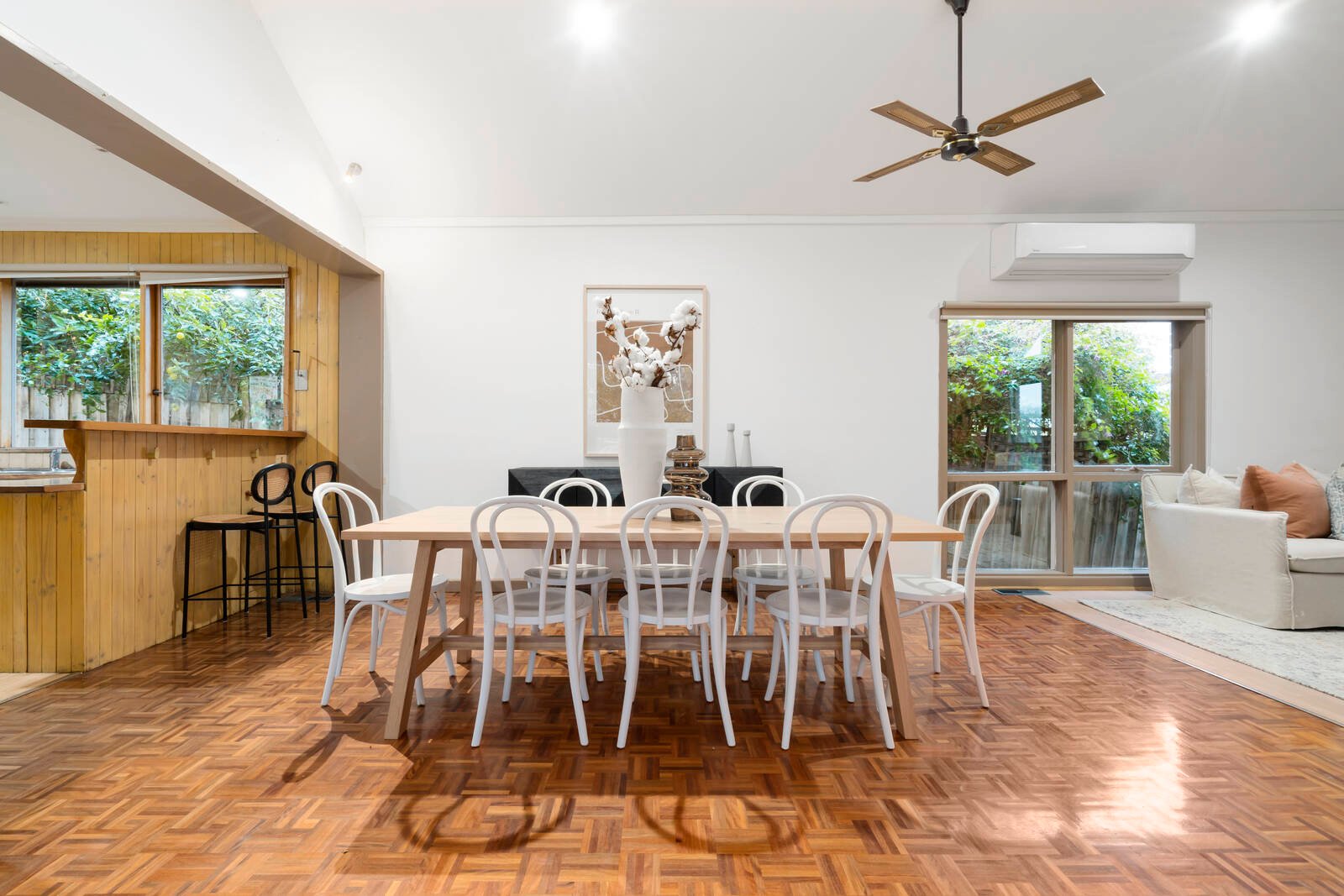 Property Gallery Thumbnail 4