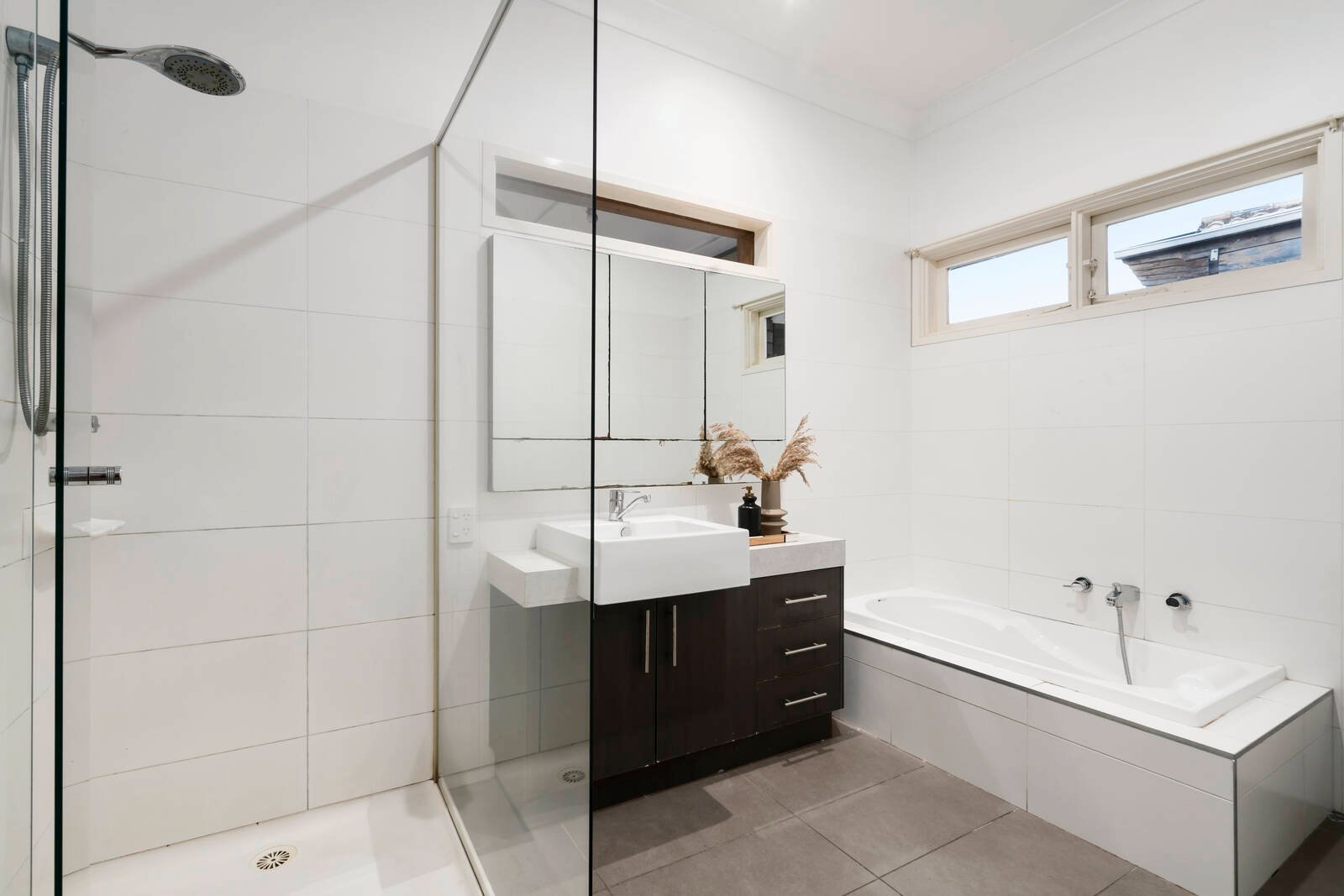 Property Gallery Thumbnail 14