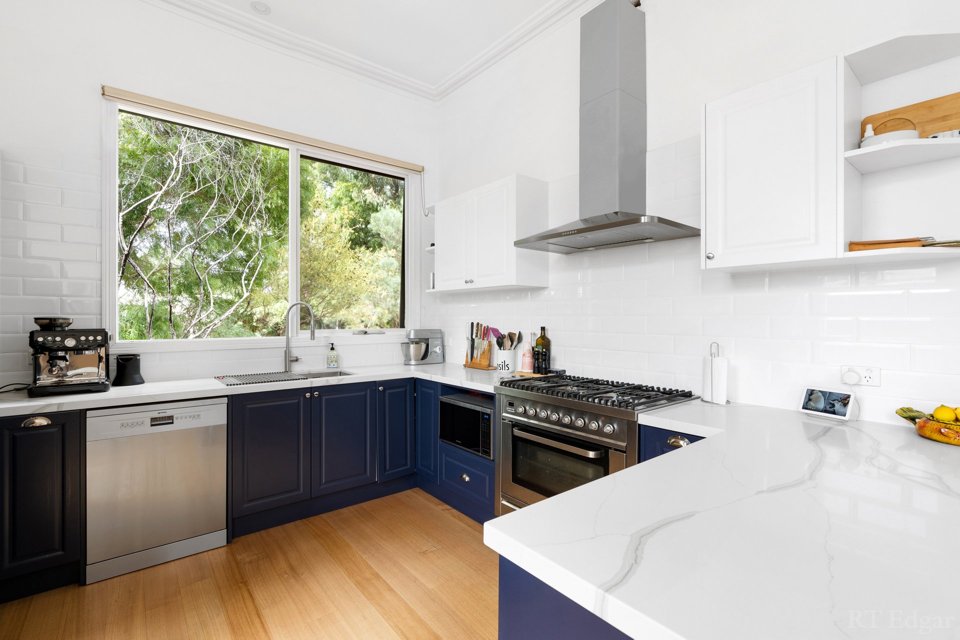 Property Gallery Thumbnail 10