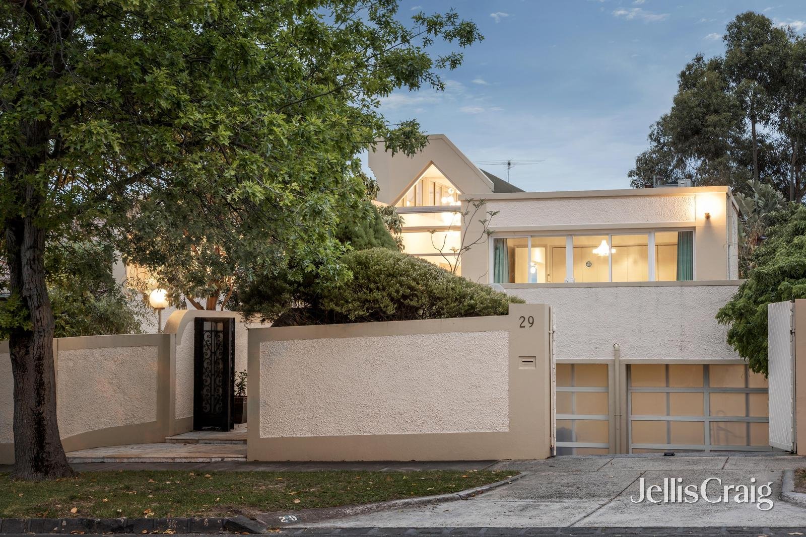 29 Glen Iris Road, Camberwell image 2