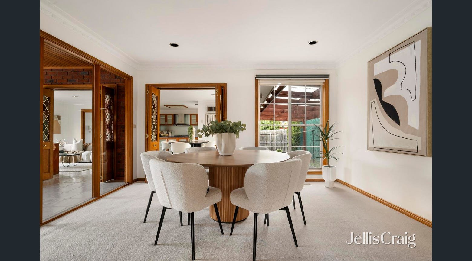 29 Glencairn Avenue, Coburg image 4