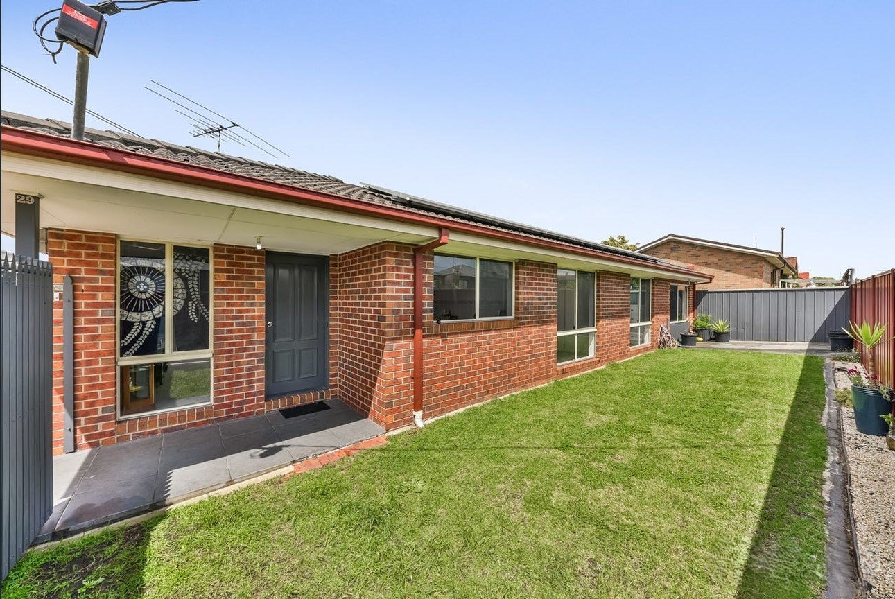 29 Glenfine Avenue, Hamlyn Heights image 2