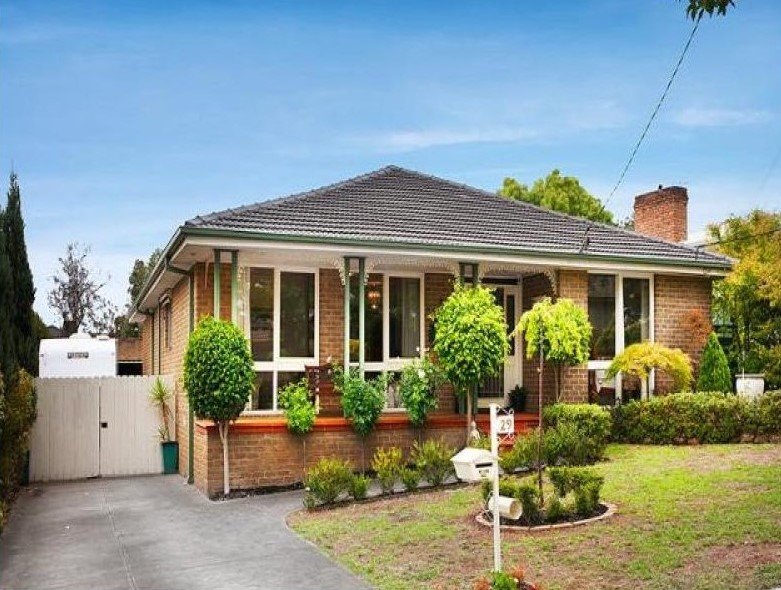29 Greendale Road, Doncaster East image 4