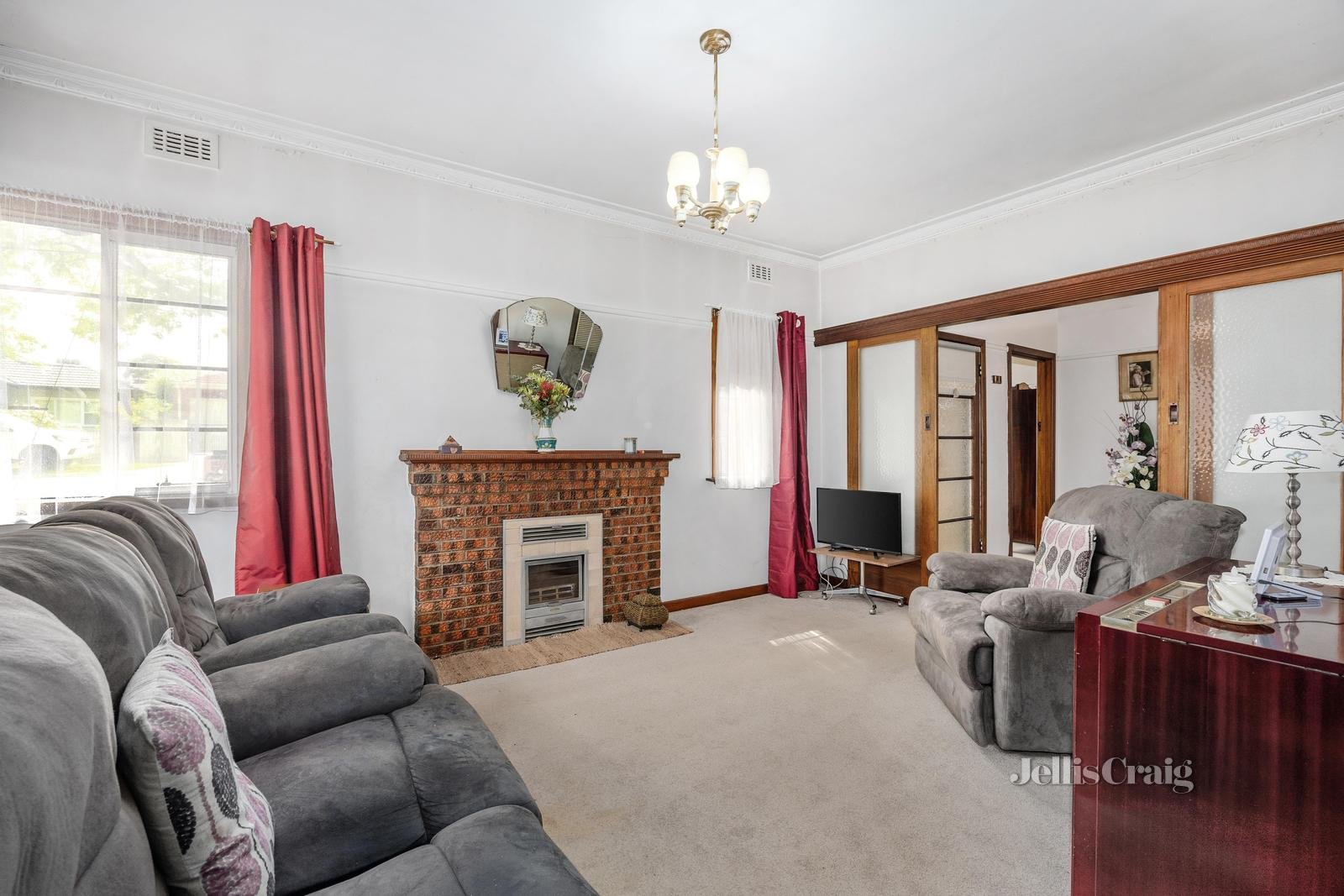 29 Haig Street, Box Hill South image 3