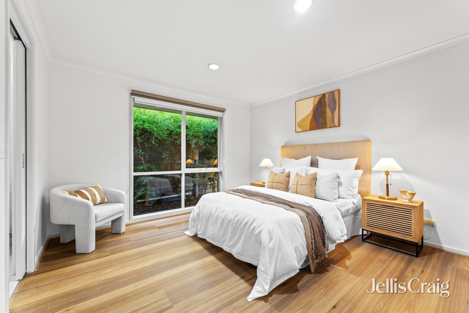 2/9 Hammence Street, Glen Waverley image 9