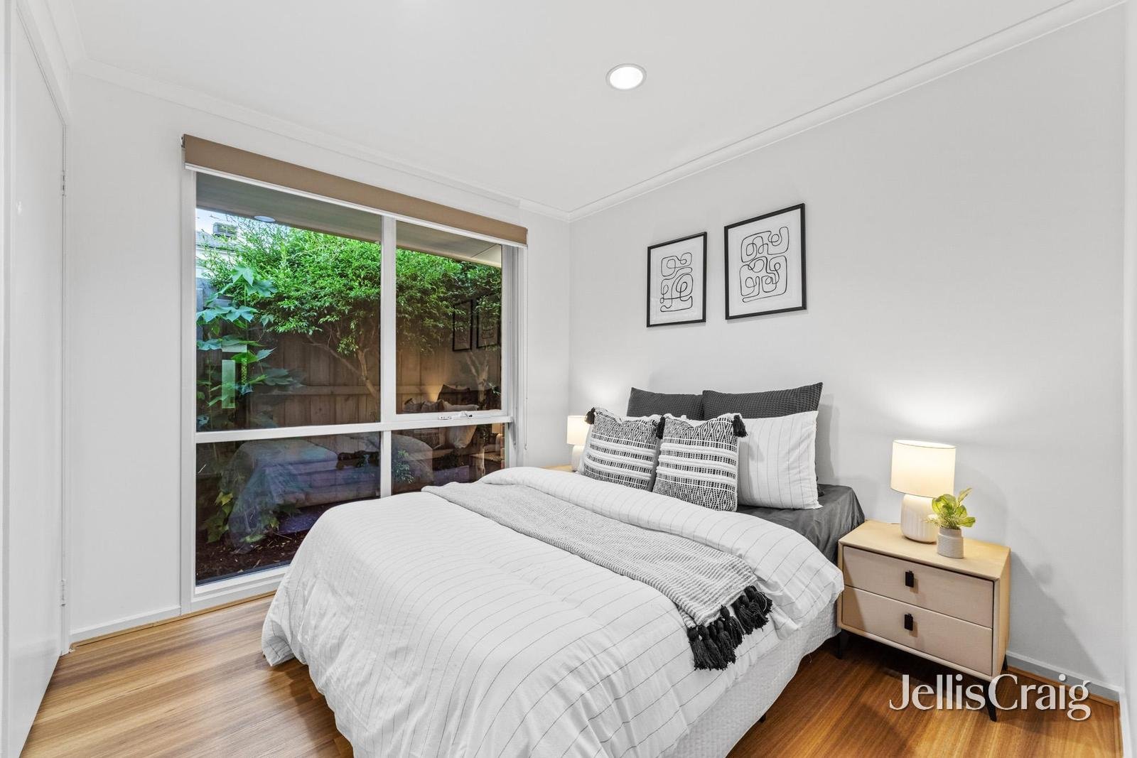 2/9 Hammence Street, Glen Waverley image 10
