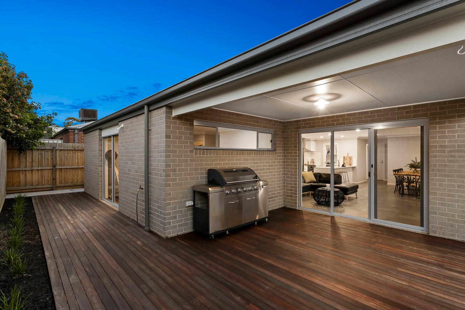 Property Gallery Thumbnail 14