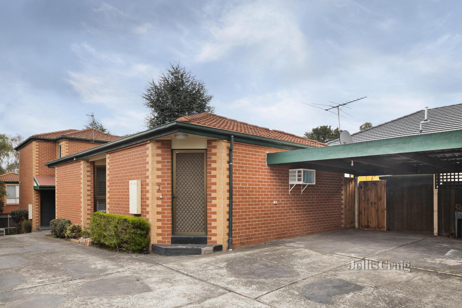 2/9 Hopetoun Avenue, Brunswick West image 1