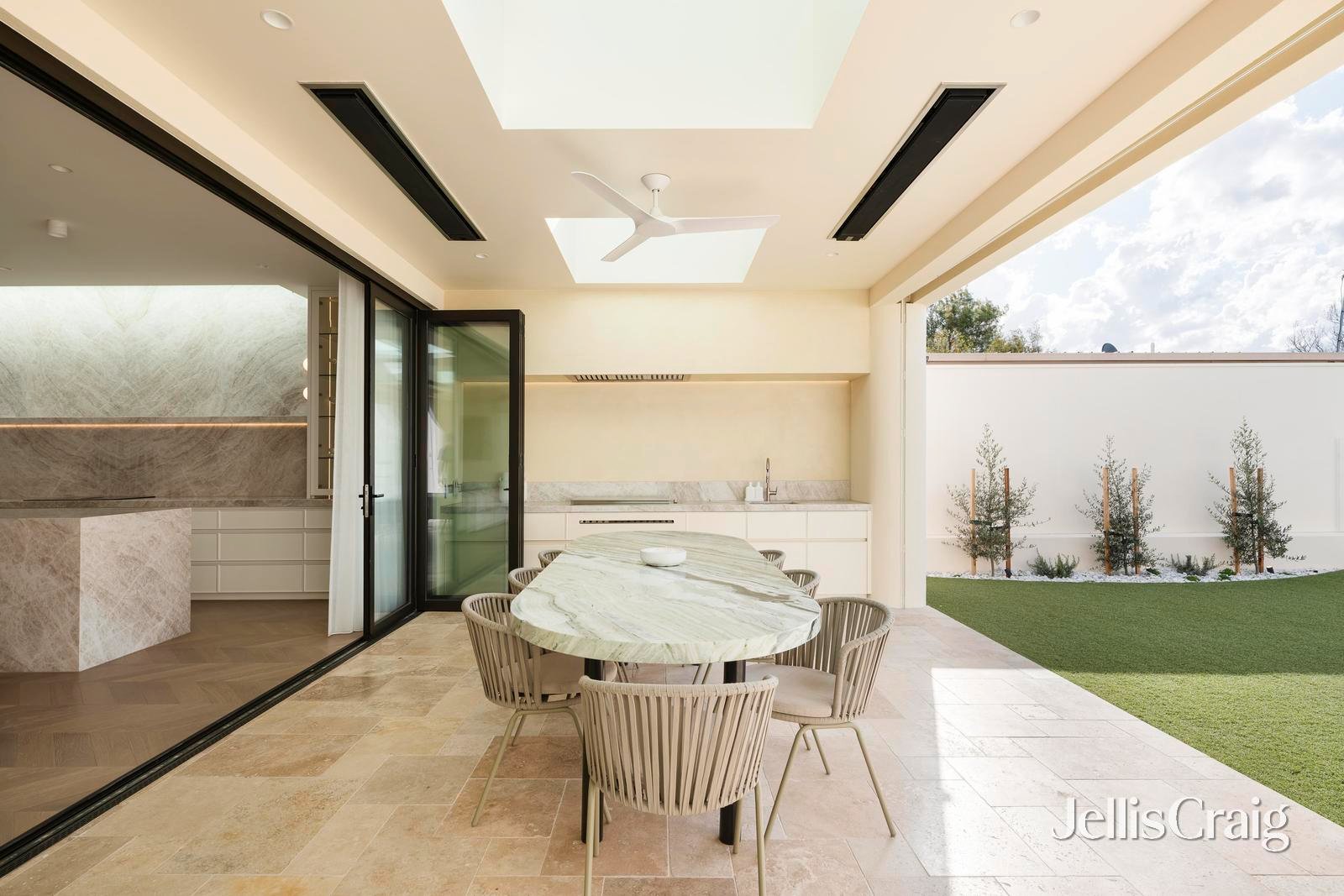 29 Hopkins Street, Mckinnon image 12