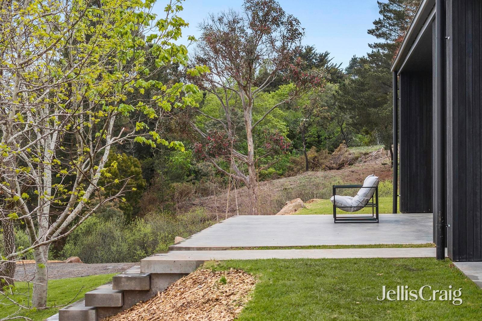 29 Houston Street, Daylesford image 3
