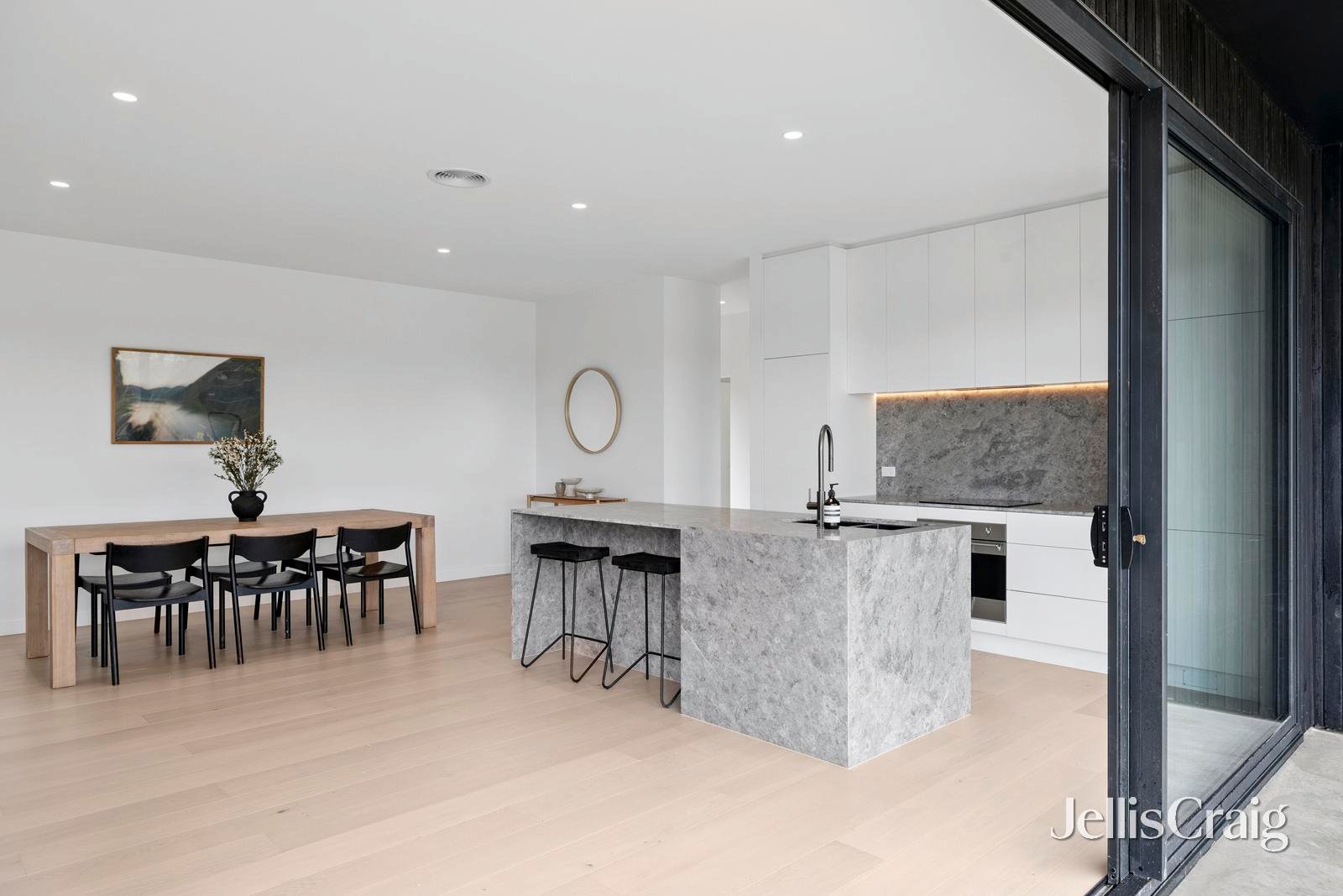 29 Houston Street, Daylesford image 5