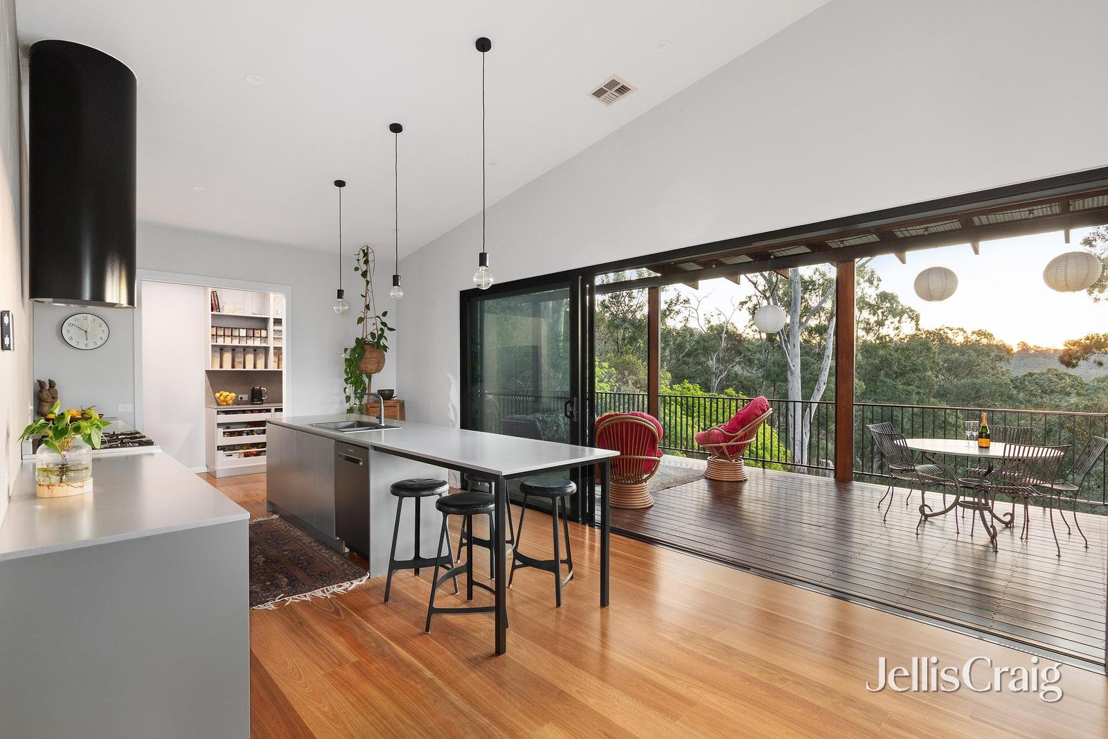 29 Hutchinson Avenue, Warrandyte image 4