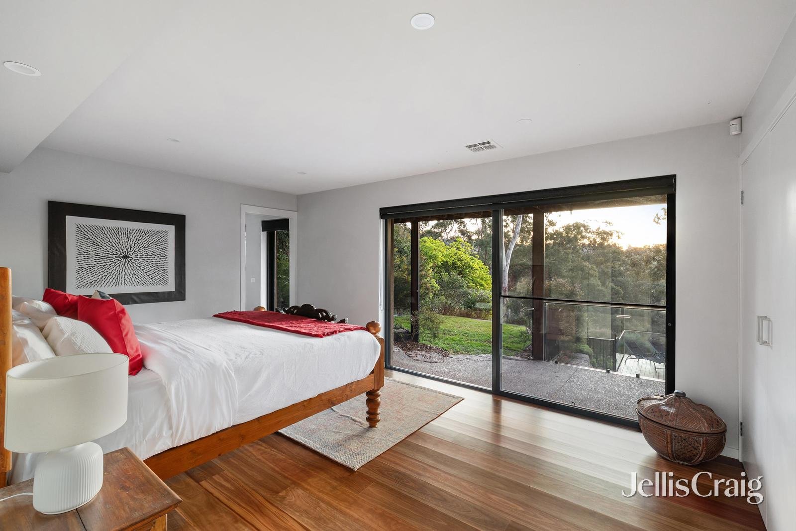 29 Hutchinson Avenue, Warrandyte image 9