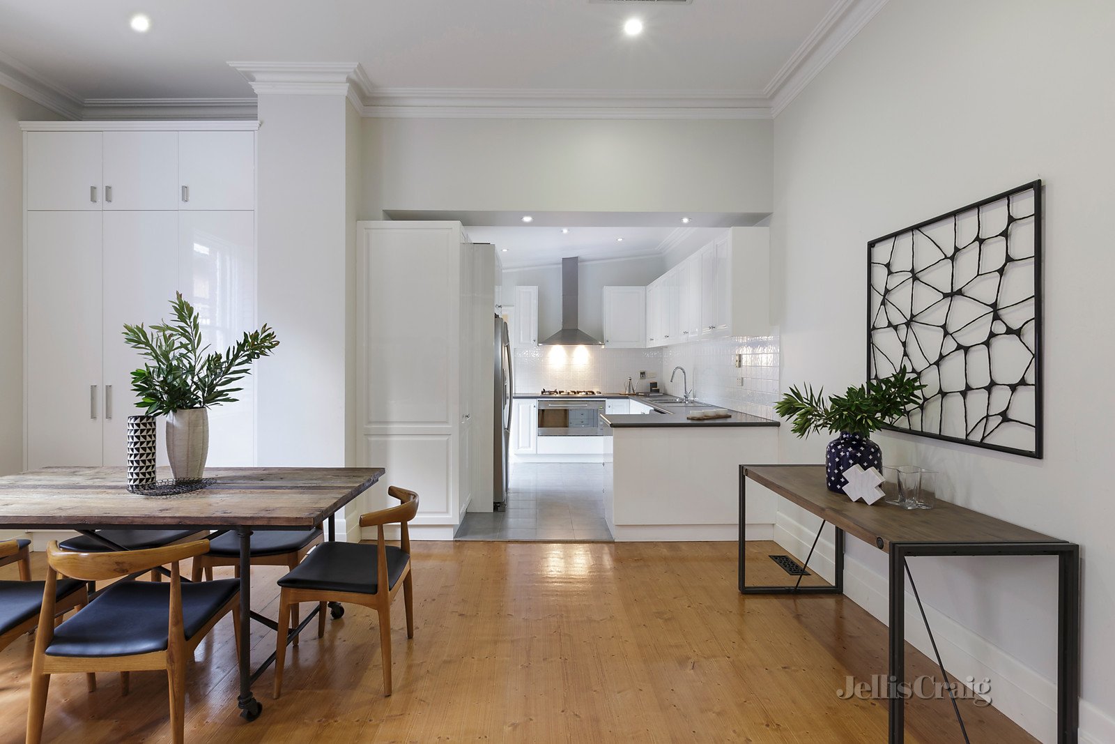 29 Irving Avenue, Prahran image 3