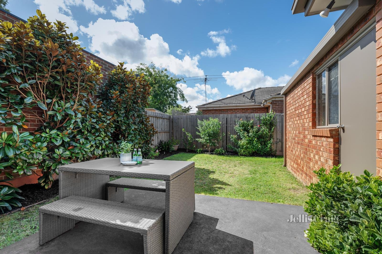 29 Jacqueline Road, Mount Waverley image 9