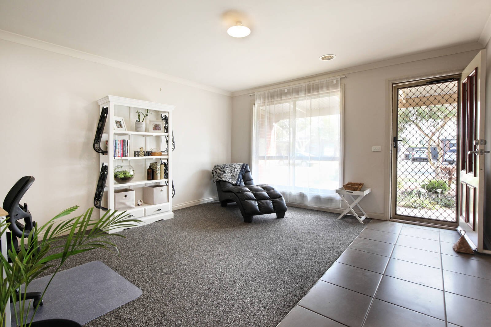 Property Gallery Thumbnail 3