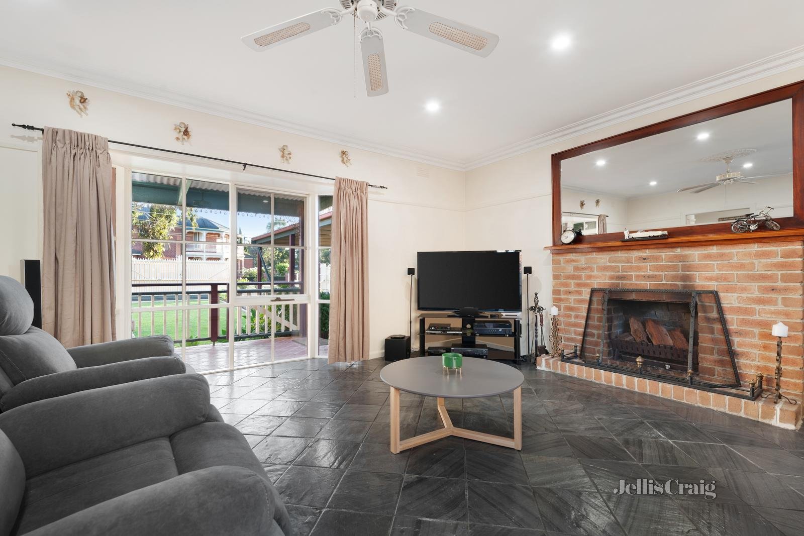 2/9 James Street, Templestowe Lower image 2