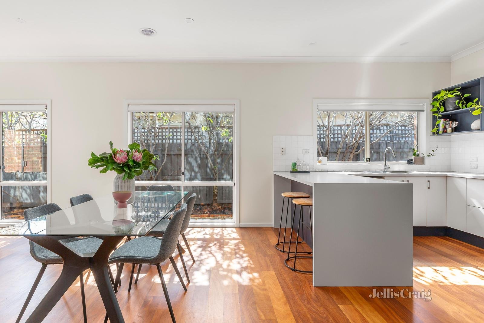 2/9 Keiller Avenue, Parkdale image 5