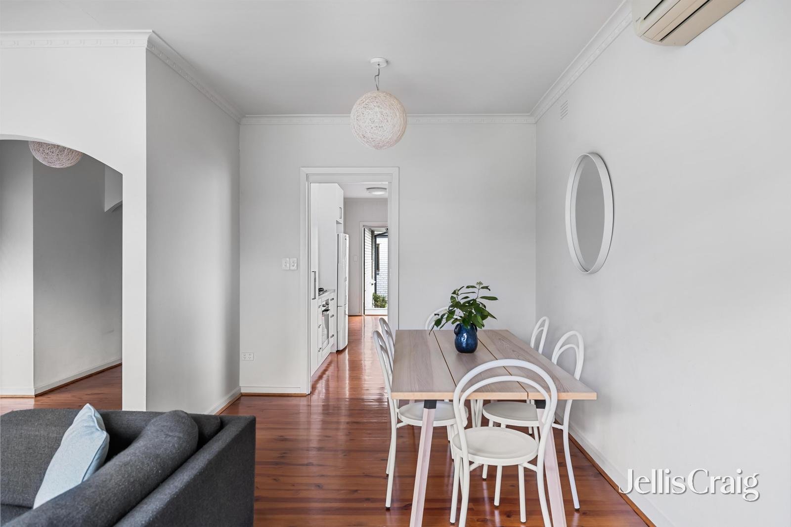 29 Kingston Street, Glen Iris image 4