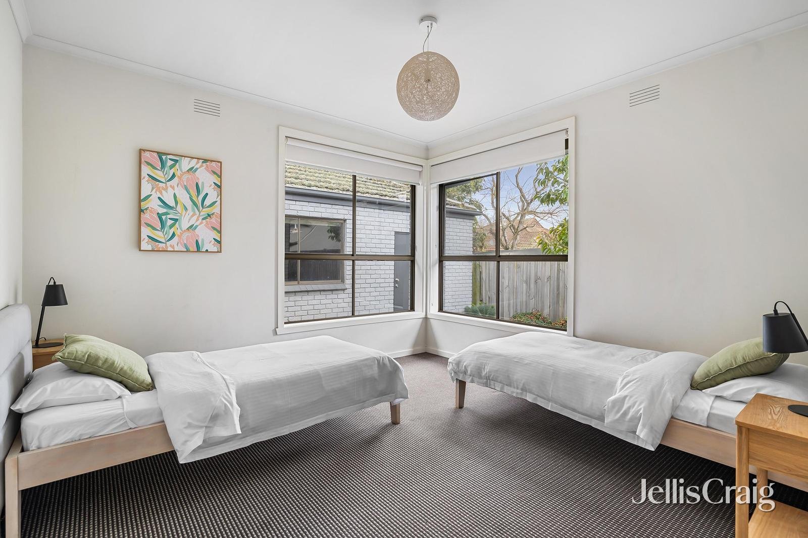 29 Kingston Street, Glen Iris image 8
