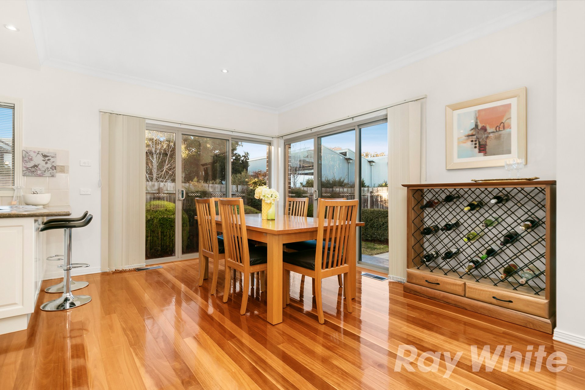 29 Kingswood Rise, Box Hill South image 5