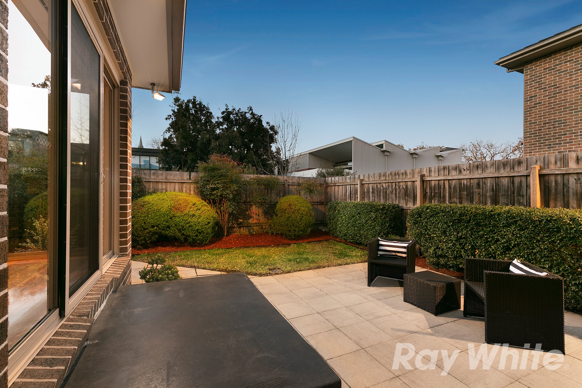 29 Kingswood Rise, Box Hill South image 10