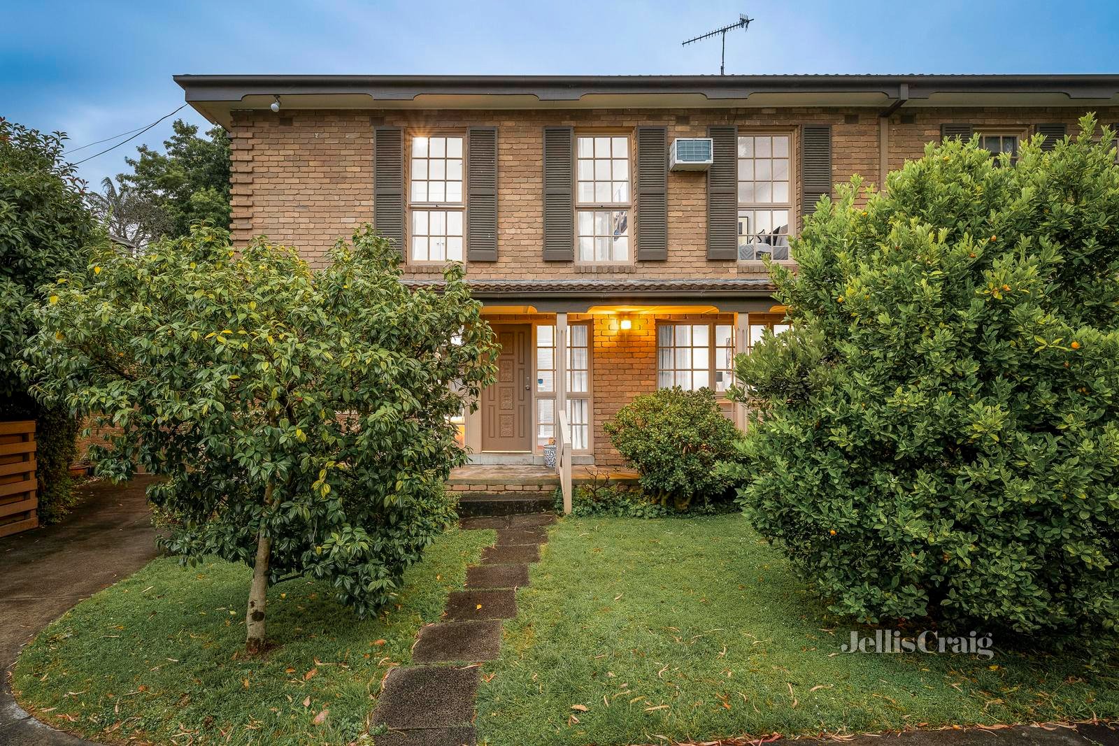 2/9 Kinkora Road, Hawthorn image 13