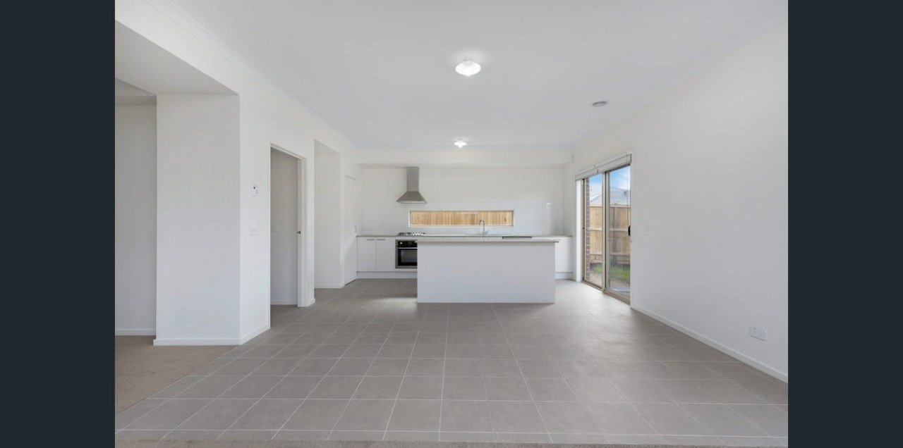 29 Koba Way, Officer image 2