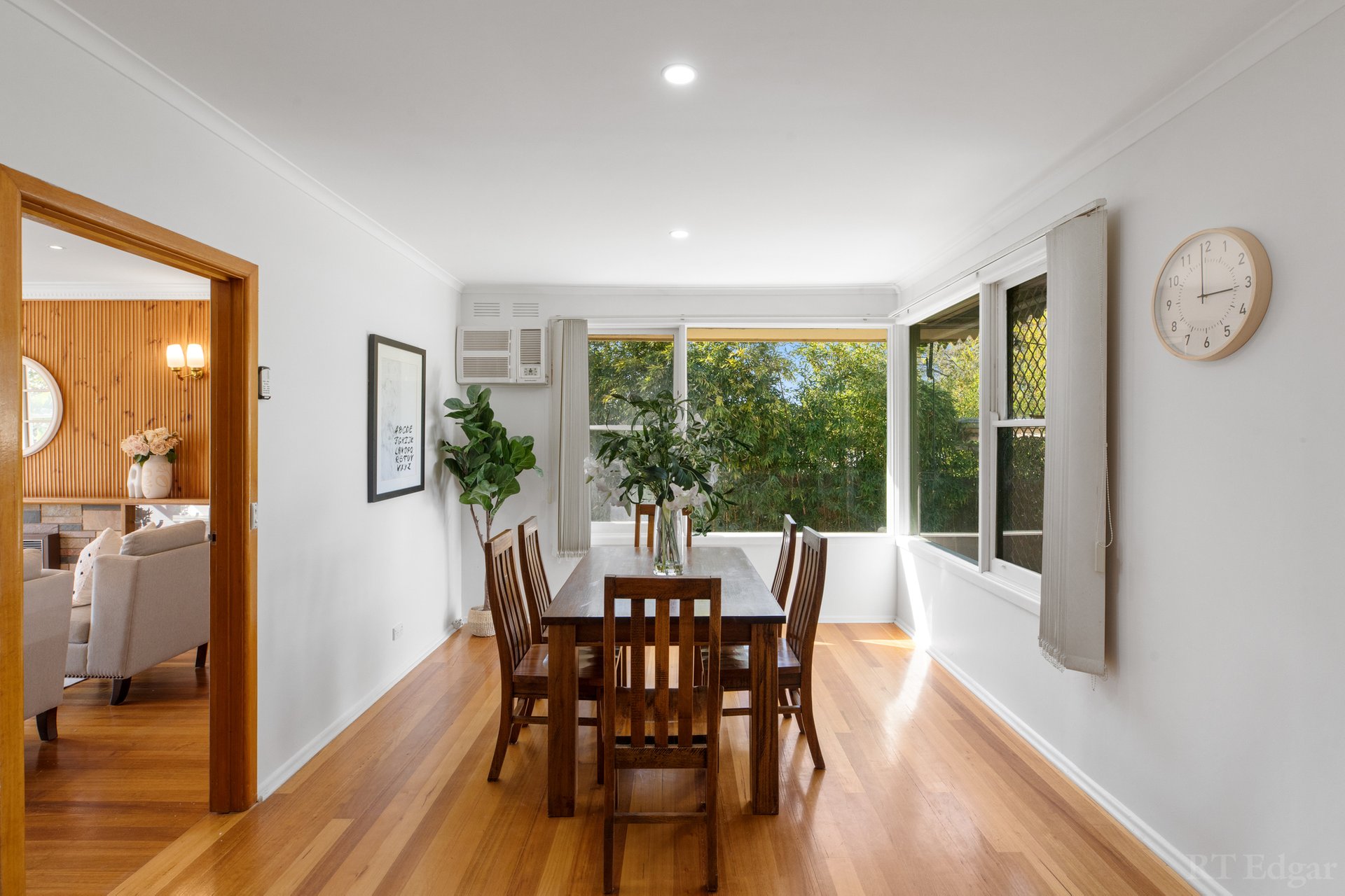 Property Gallery Thumbnail 8
