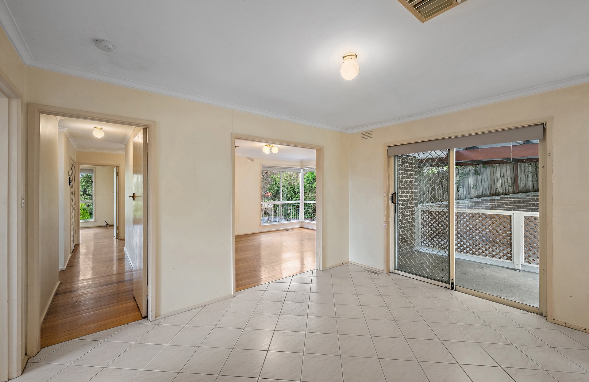 29 Lansell Road, Mooroolbark image 3