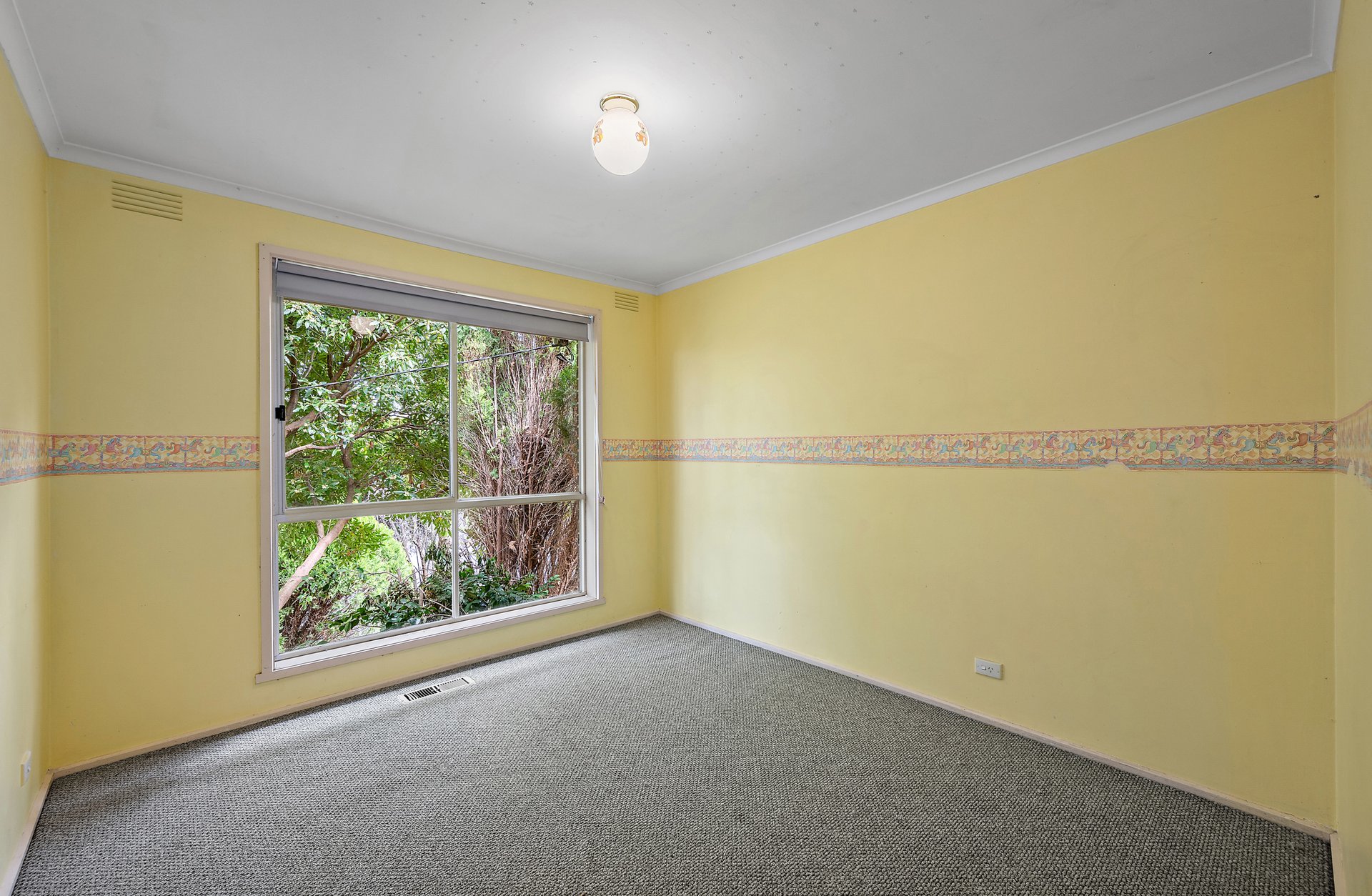 29 Lansell Road, Mooroolbark image 8