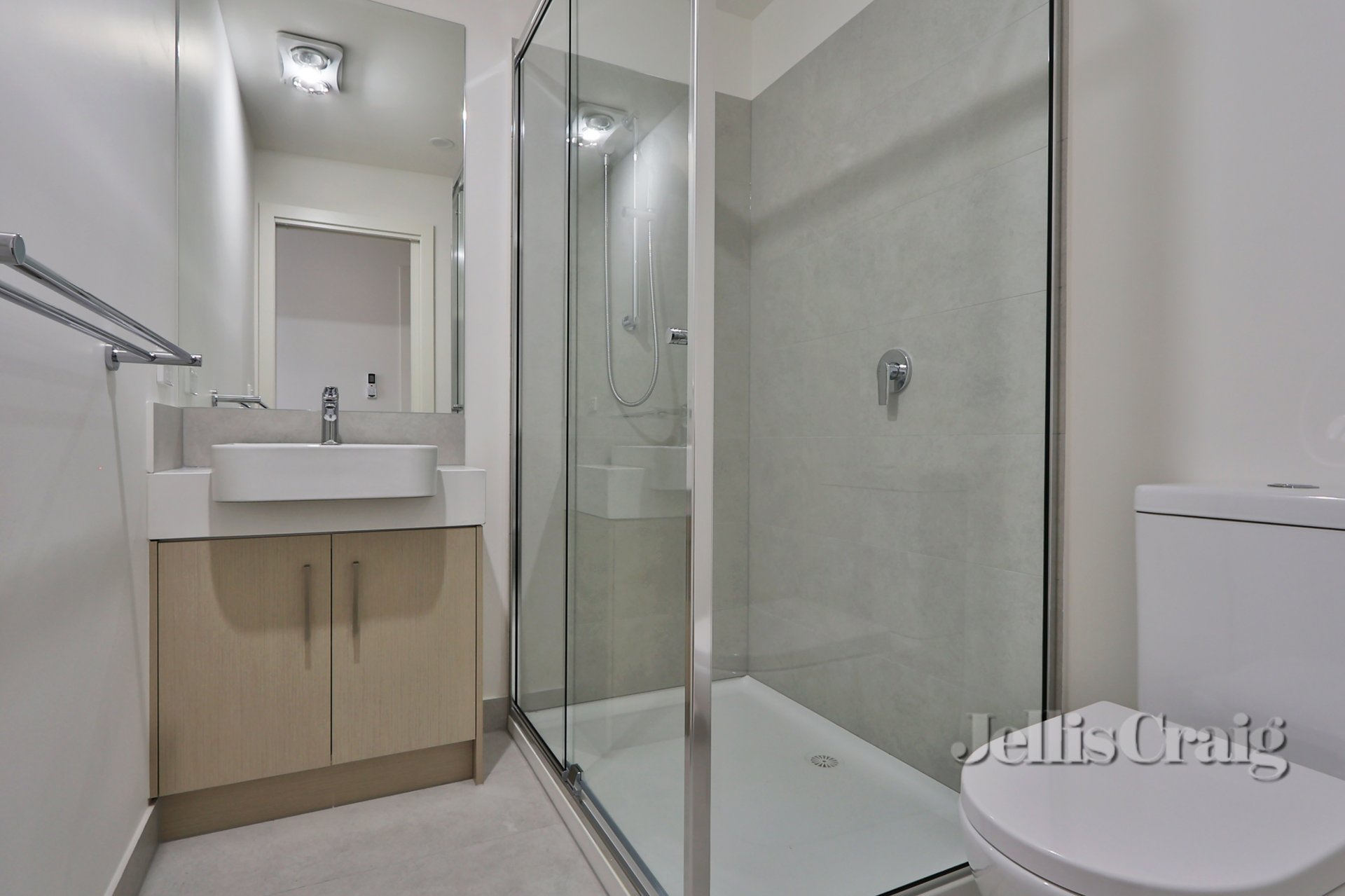 2/9 Lantana Street, Clayton image 3