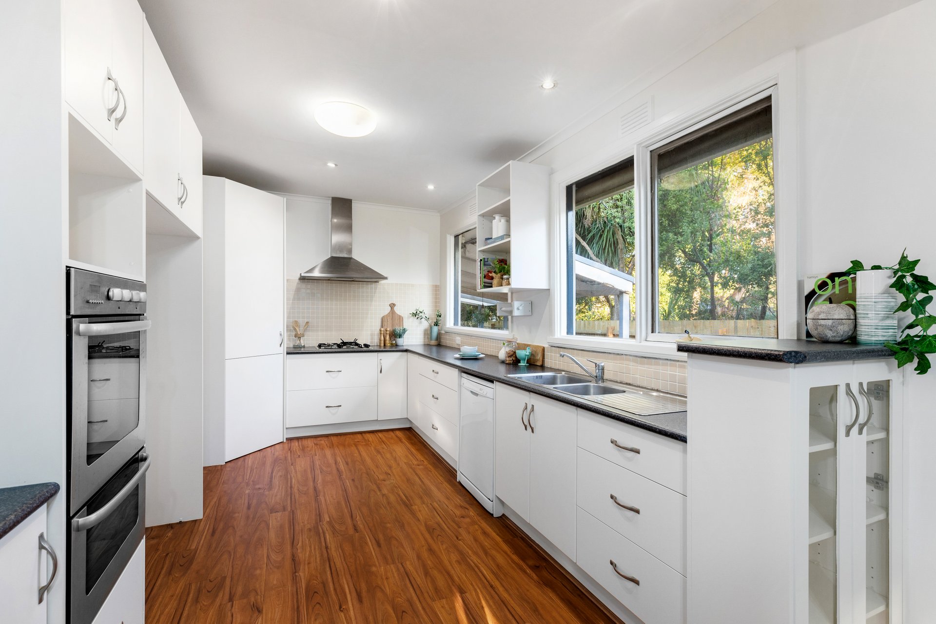 29 Lasiandra Avenue, Nunawading image 3