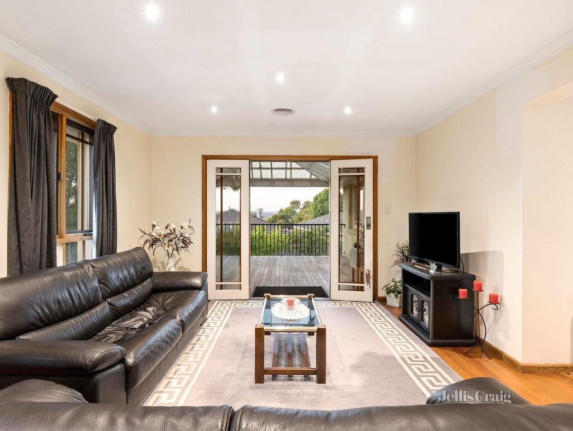 29 Latrobe Street, Bulleen image 5