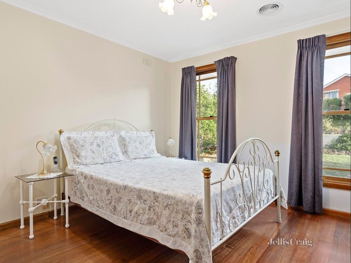 29 Latrobe Street, Bulleen image 7
