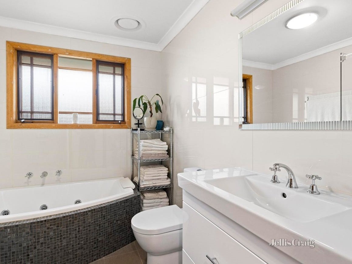 29 Latrobe Street, Bulleen image 10