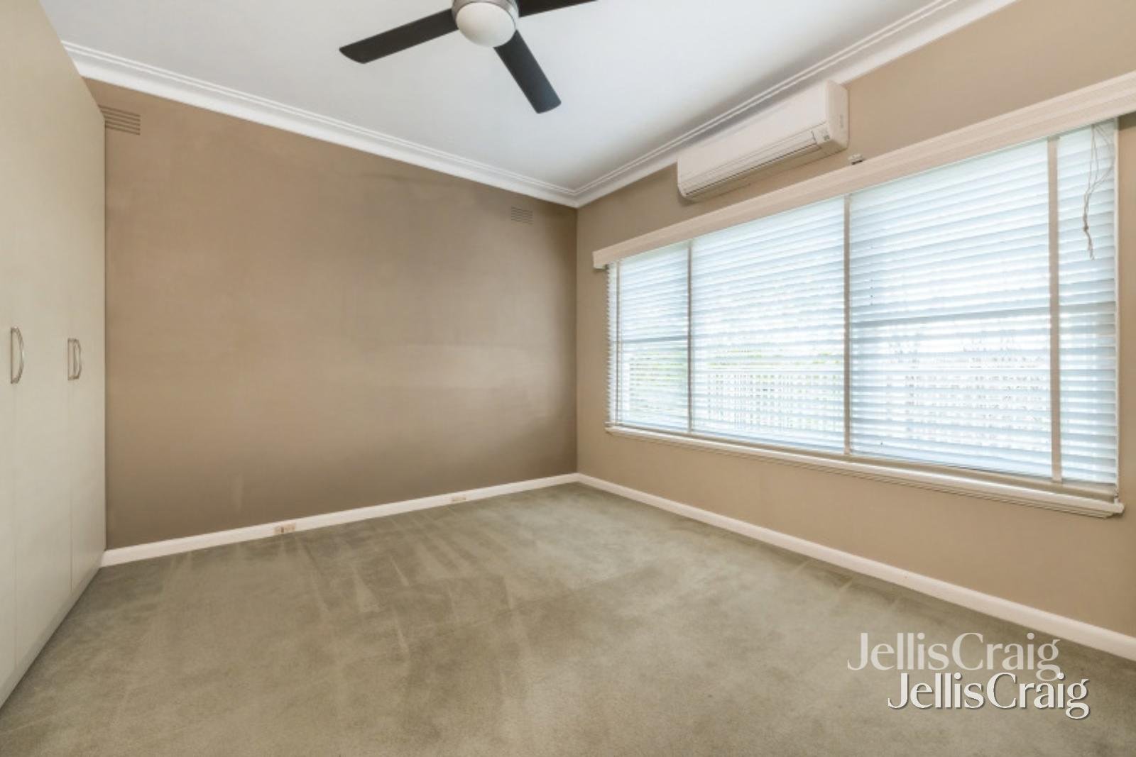 29 Livingstone Road, Eltham image 4