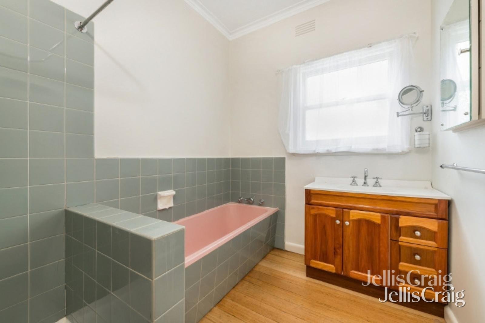 29 Livingstone Road, Eltham image 5