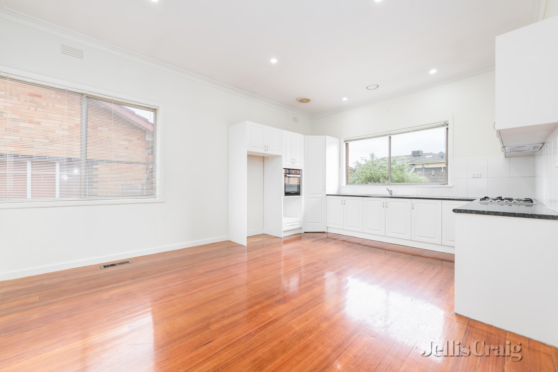 29 Livingstone Street, Ivanhoe image 3