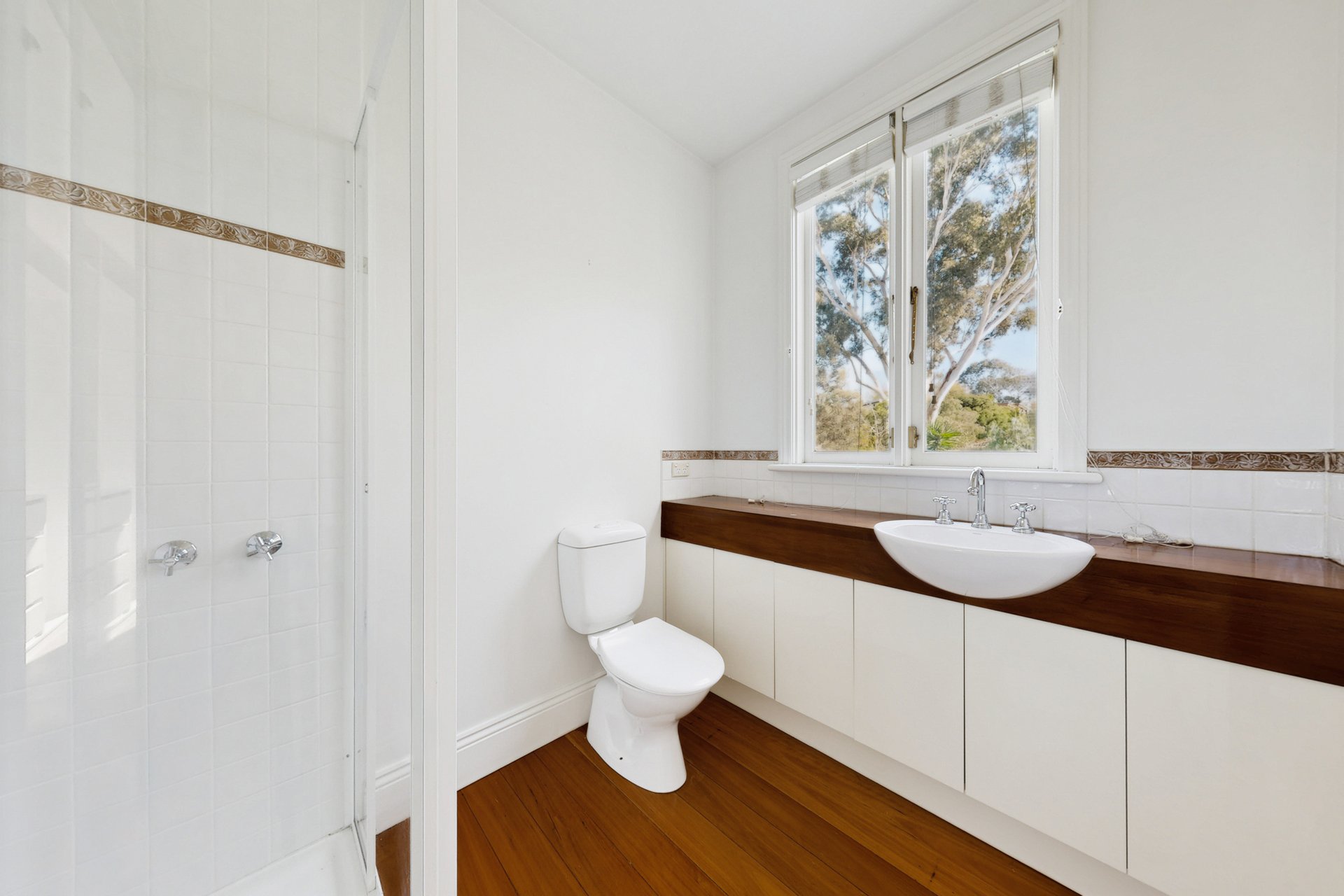 29 Loch Street, Kew image 10