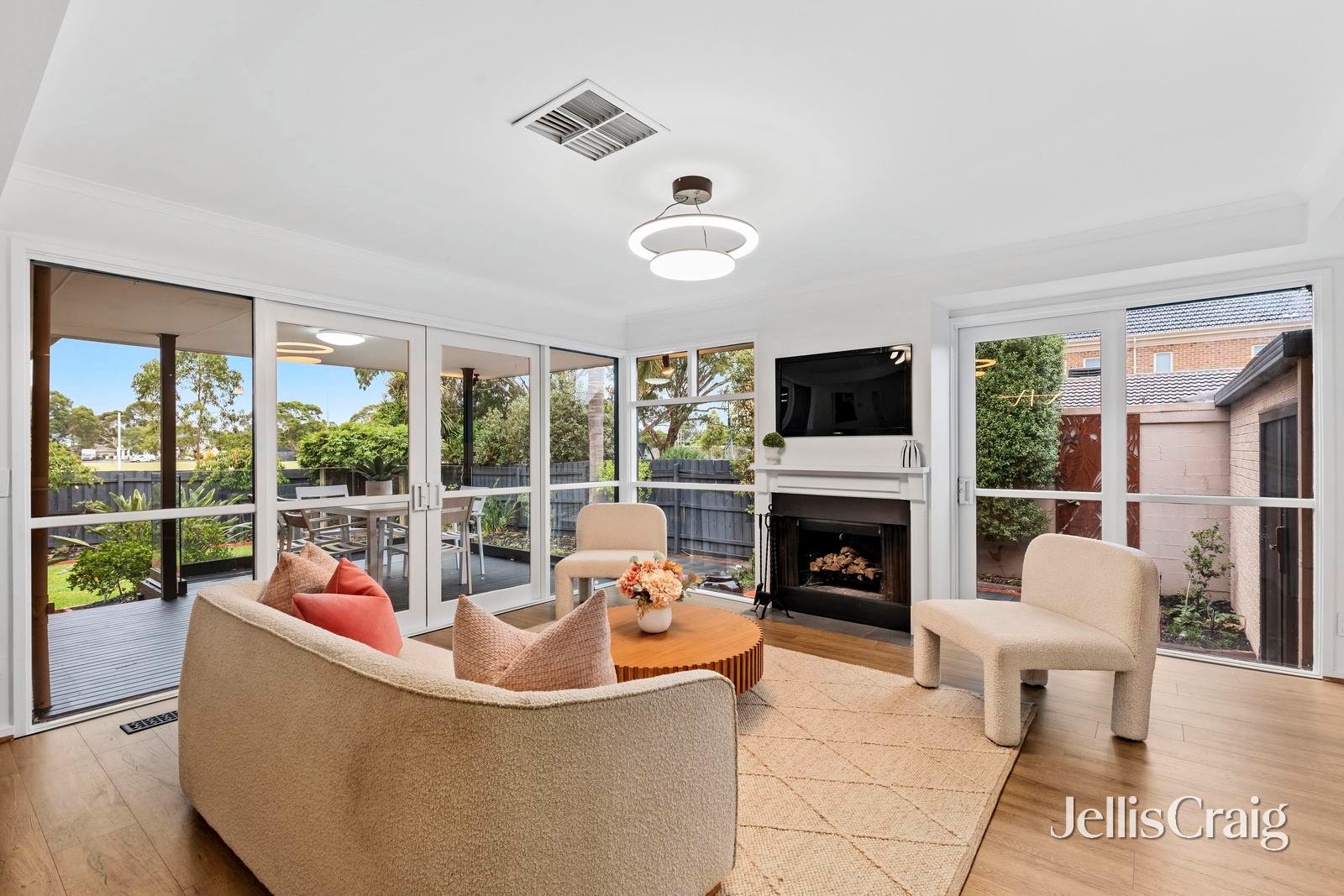 29 Lomond Drive, Glen&nbsp;Waverley image 8