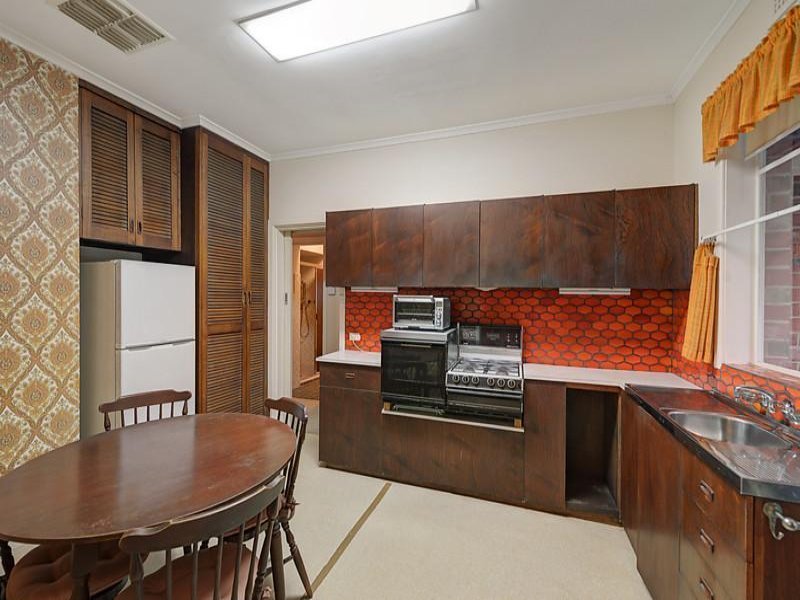 29 Macedon Avenue, Balwyn North image 5